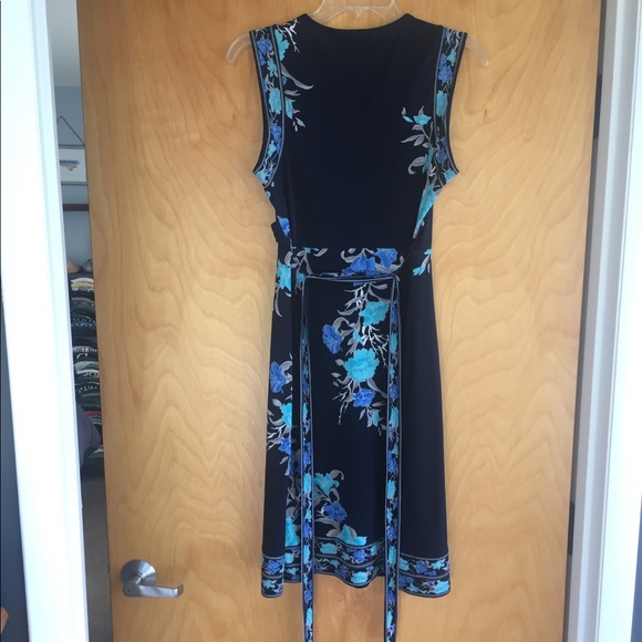 3/$20 SALE Apt 9 blue faux wrap kimono dress - Picture 3 of 6